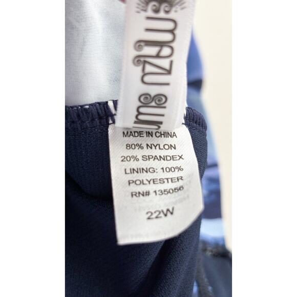 Mazu Apparel Womens Navy Iridescent Bloom Twist Knot One Piece Swimdress 22W NWT - Picture 12 of 12